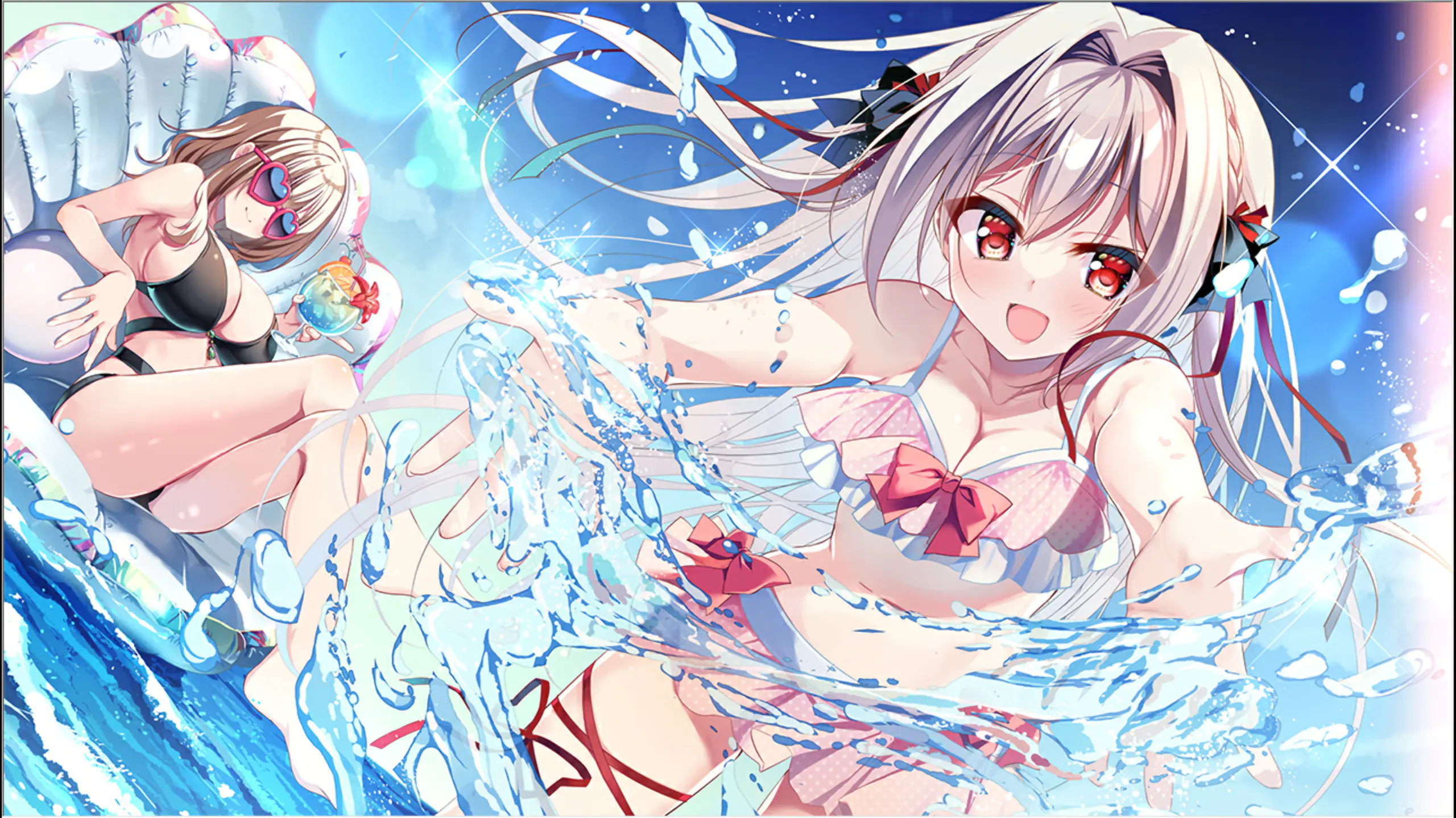 泳池边，弥命与明享受盛夏的水花
